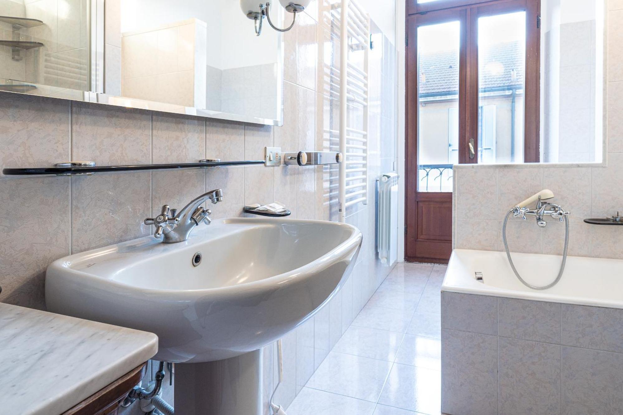 Easy Central Apartment - Milano Porta Romana Екстериор снимка
